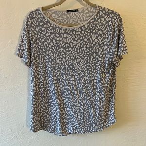 Pink Clover blue and white cheetah t-shirt